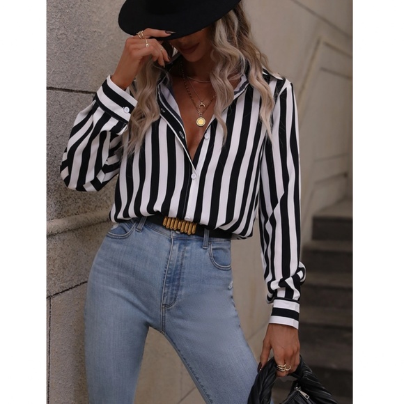 Vertical Stripes Black and White Collar Shirt Button Down - Picture 5 of 16